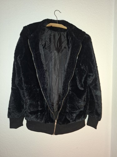 Schwarze kunstfelljacke für - schwarze,